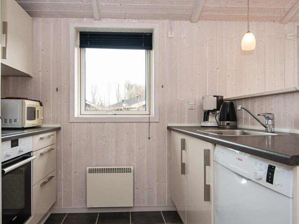 Three-Bedroom Holiday Home In Juelsminde 18 Sonderby  Exteriér fotografie
