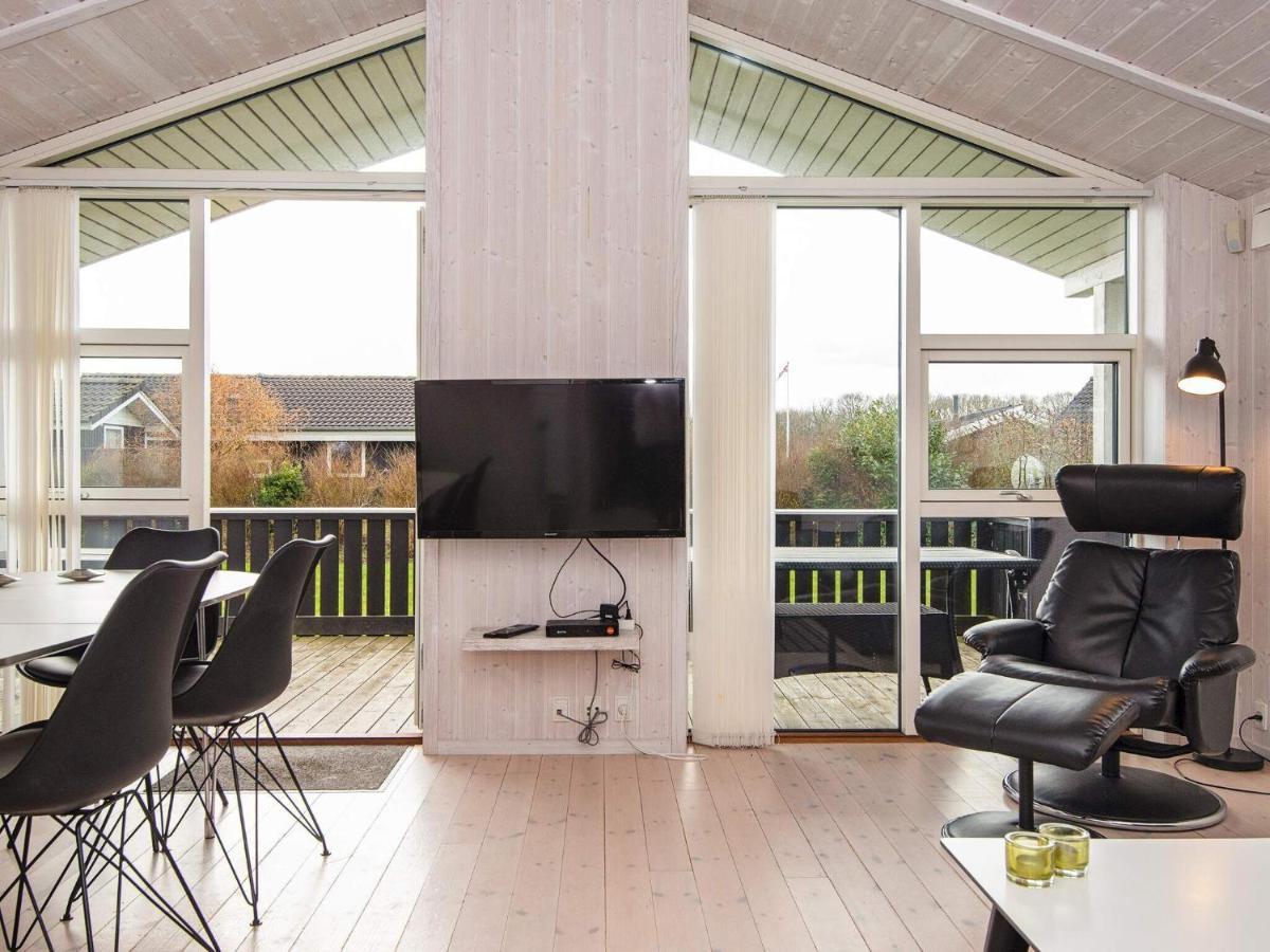 Three-Bedroom Holiday Home In Juelsminde 18 Sonderby  Exteriér fotografie