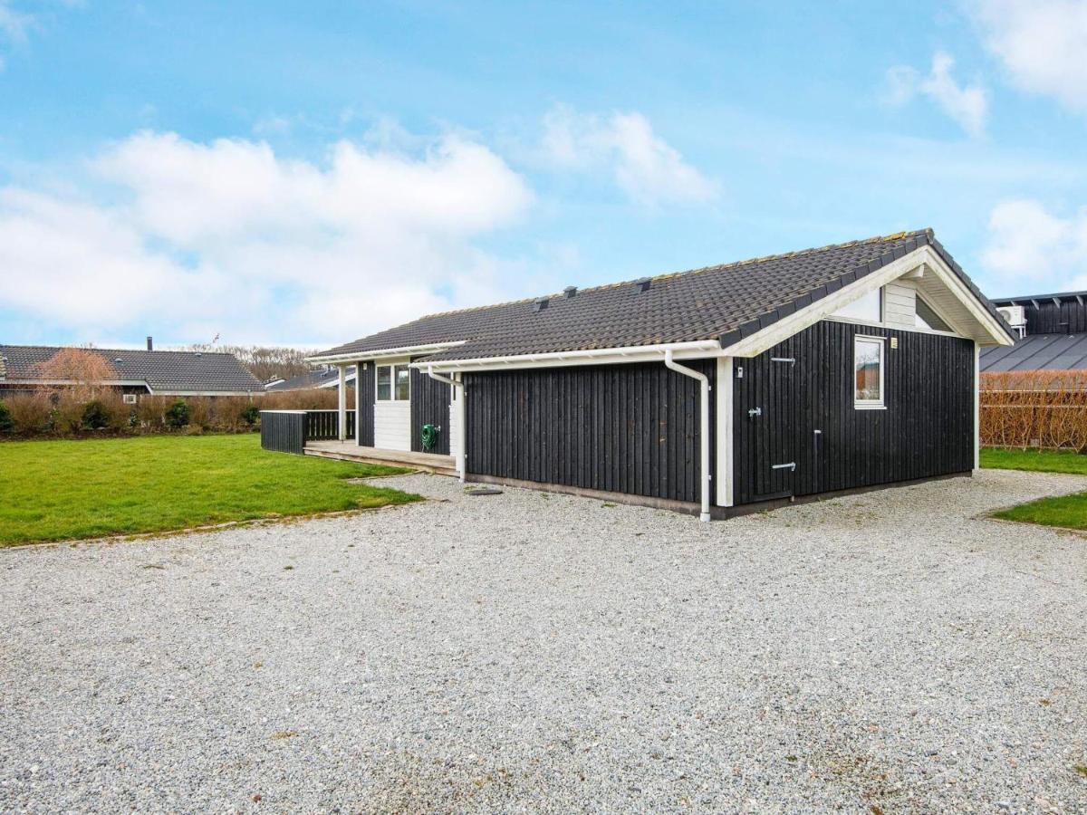 Three-Bedroom Holiday Home In Juelsminde 18 Sonderby  Exteriér fotografie