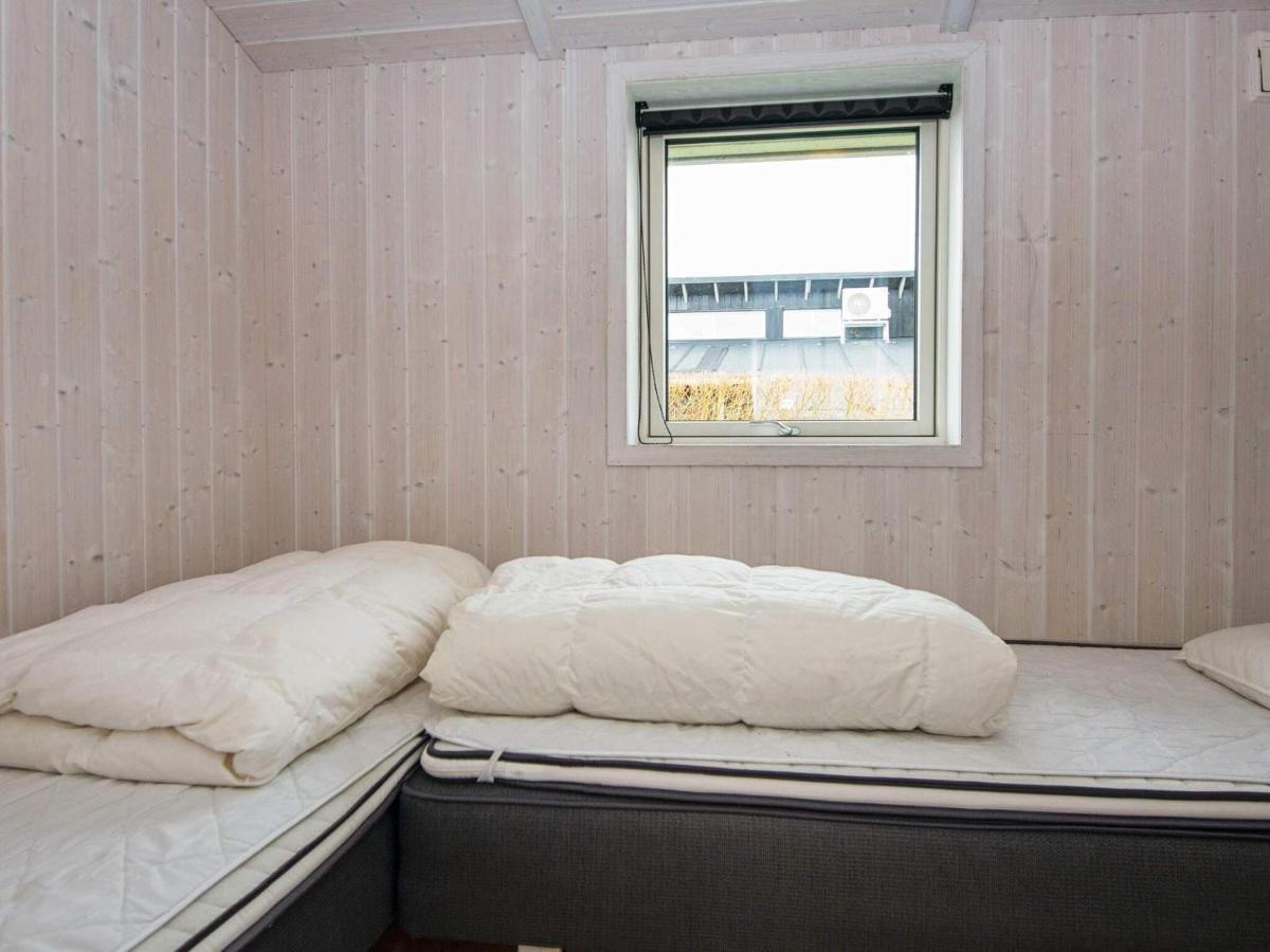 Three-Bedroom Holiday Home In Juelsminde 18 Sonderby  Exteriér fotografie